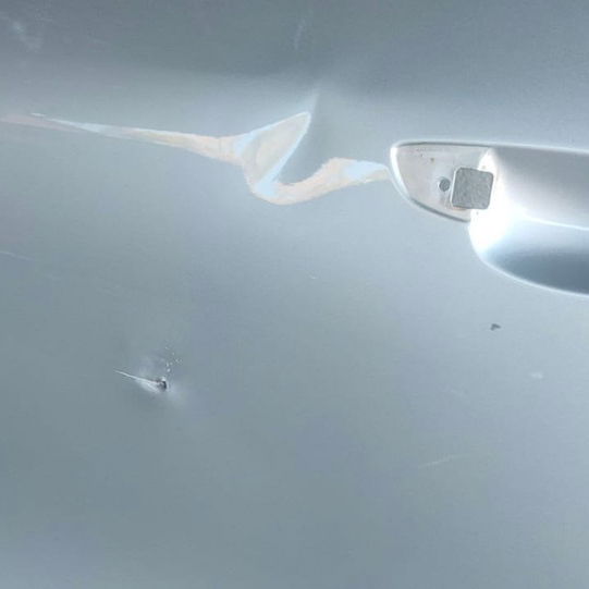 Porta Dianteira Esquerda Vw Touareg 2011 (avaria) Dianteira Esquerda Prateado