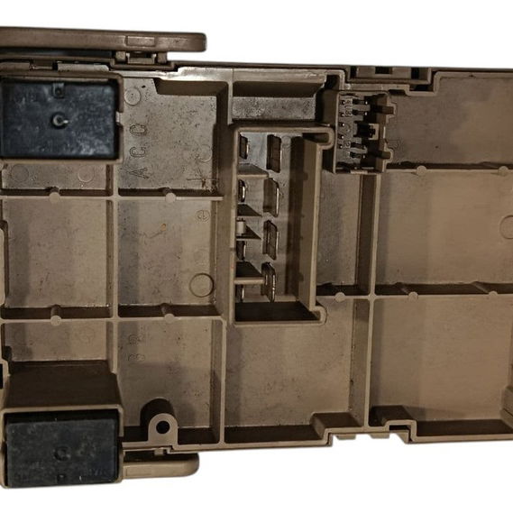 Caixa Fusível Subaru Forester 2011