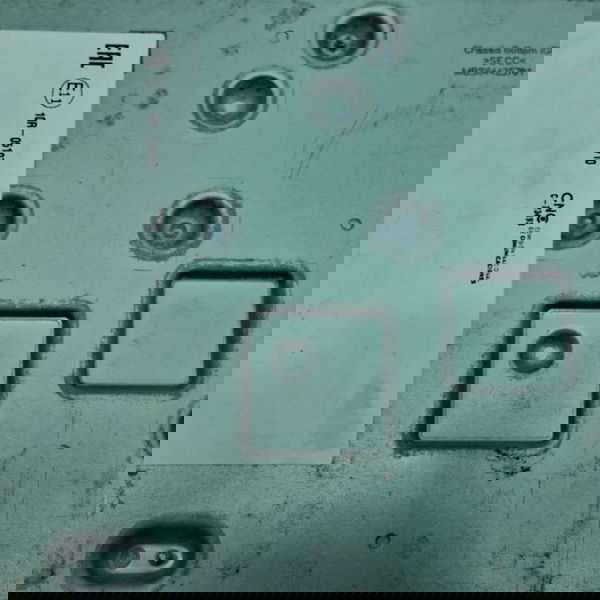 Módulo Rádio Land Rover Defender 2.0 2020