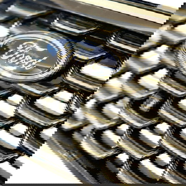 Grade Dianteira Ford Territory 1.5 2025 Prateado Brilhante