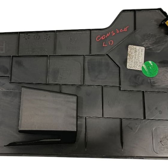 Acabamento Tampa Console Direito Ford Territory 1.5 2025 Preto