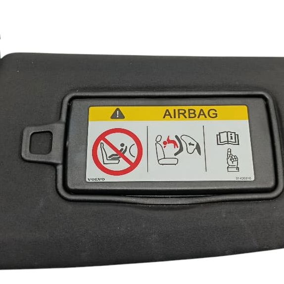 Quebra-sol Dianteiro Direito Volvo Xc40 2018 2.0