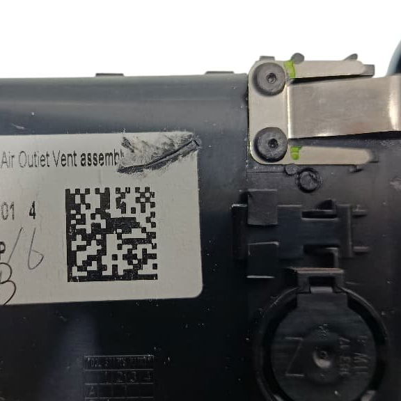 Difusor Saída Ar Painel Esquerda Volvo Xc40 2018 2.0