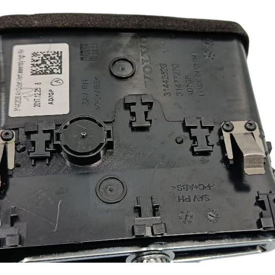 Difusor Saída Ar Painel Dir Volvo Xc40 2018 2.0 (s/ Moldura)