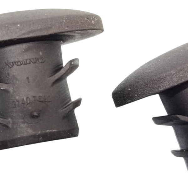 Kit Tampa Borracha Acab. Parafuso Maçaneta Forro Porta Volvo