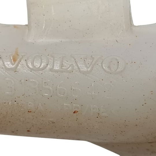 Cano Gargalo Reservatório Esguicho Volvo Xc40 2018 2.0 Branco