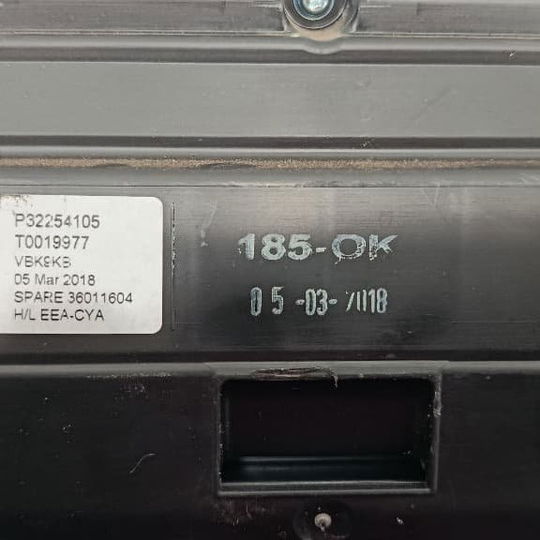 Painel Instrumentos Velocimetro Volvo Xc40 2018 2.0 - Cinza