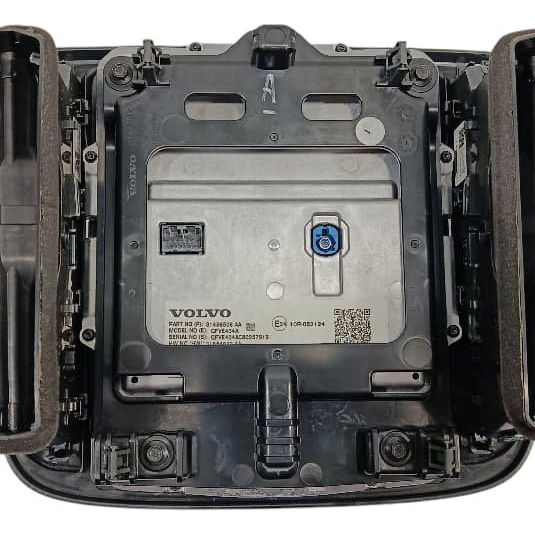 Multimídia Com Moldura Volvo Xc40 2018 2.0 Preto