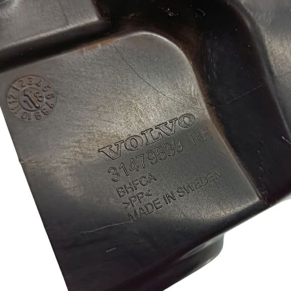 Suporte Paralama Direito Volvo Xc40 2018 2.0