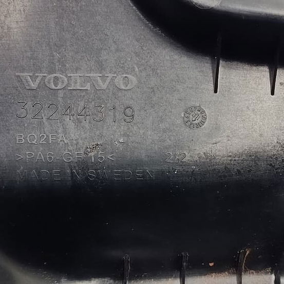 Acabamento Retrovisor Interno Volvo Xc40 2018 2.0