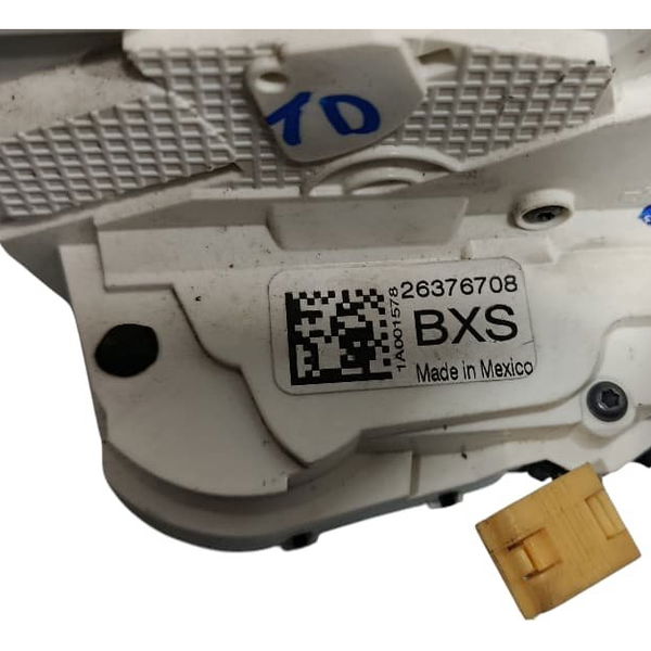 Fechadura Porta Traseira Direita Chevrolet Tracker 1.2 2023