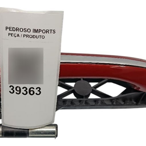 Maçaneta Externa Abertura Diant Esq Chevrolet Tracker 1.2 23 Vermelho Dianteira