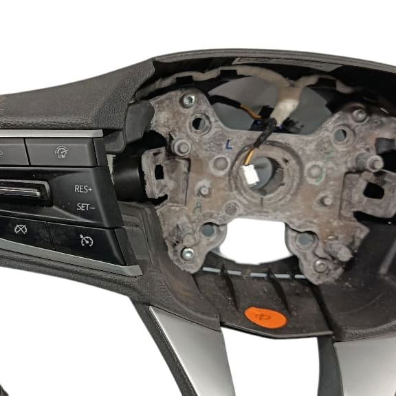 Volante Multifuncional Tracker Chevrolet 1.2 2023 Preto