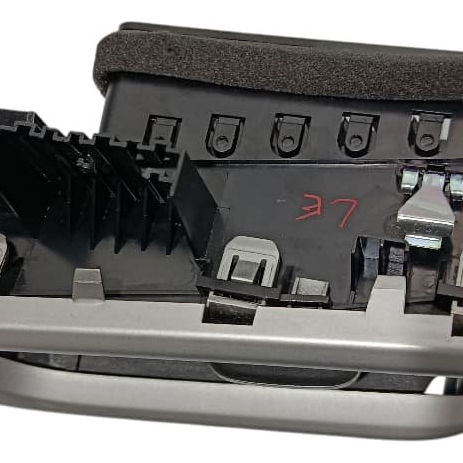 Difusor Ar Esquerdo Chevrolet Tracker 1.2 2023