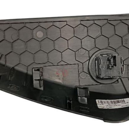 Acabamento Painel Lateral Direito Chevrolet Tracker 1.2 2023 Preto