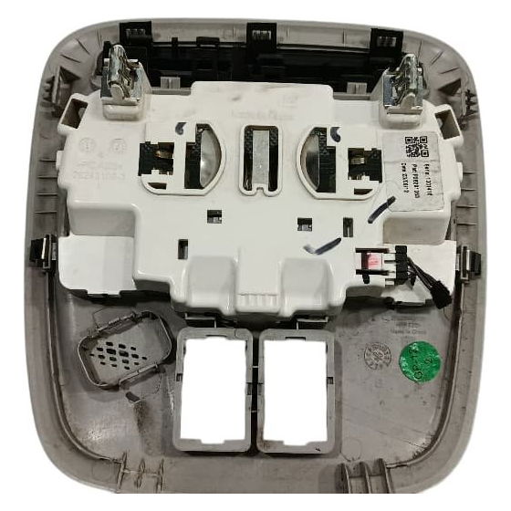 Luz Teto Cortesia Frente Chevrolet Tracker 1.2 2023