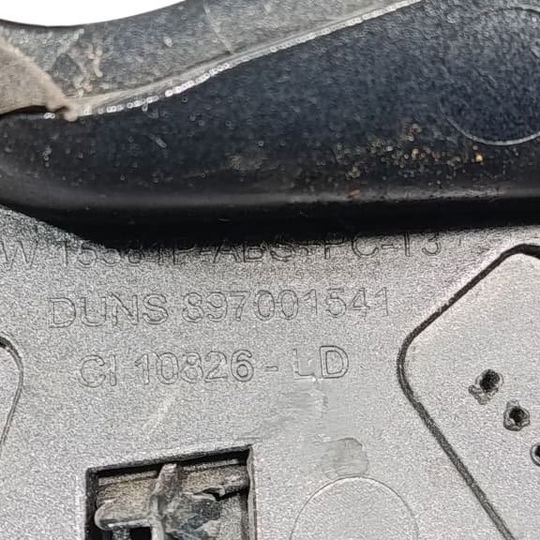 Spoiler Lateral Direito Chevrolet Chevrolet Tracker 1.2 2023 Preto