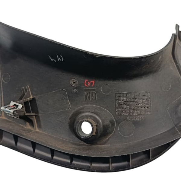 Moldura Interna Tampa Tras. Dir. Chevrolet Tracker 1.2 2023