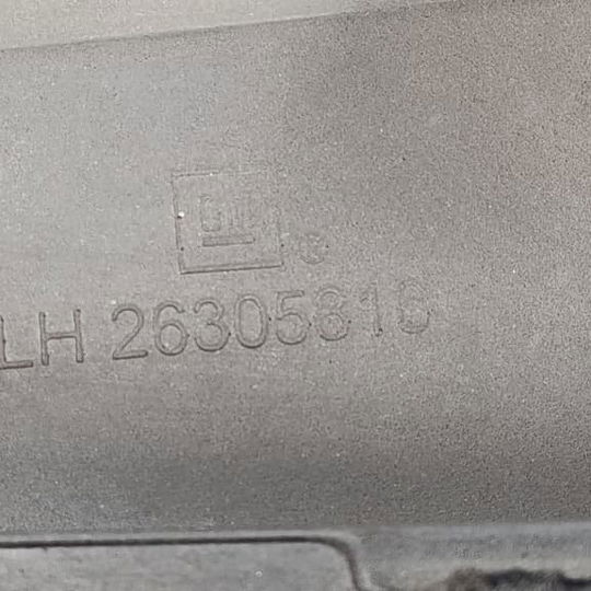 Batente Capo Dianteiro Esquerdo Chevrolet Tracker 1.2 2023