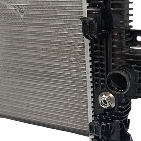 Radiador Chevrolet Tracker 1.2 2023