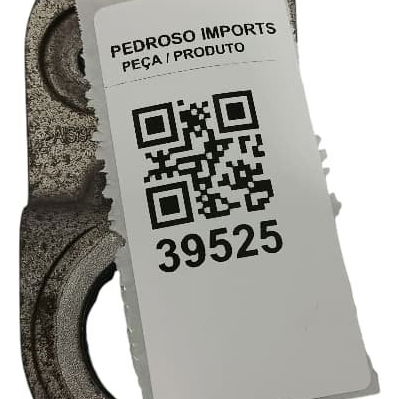 Suporte Inferior Radiador Direito Chevrolet Tracker 1.2 2023 Cinza