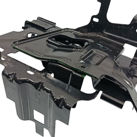 Suporte Bateria Chevrolet Tracker 1.2 2023 - Preto