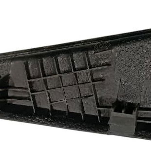 Acabamento Churrasqueira Direita Chevrolet Tracker 1.2 2023 - Preto