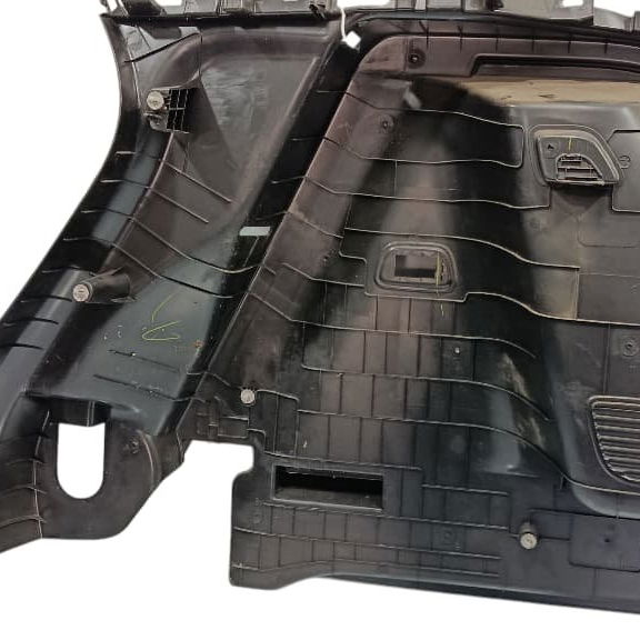 Forro Lateral Porta Malas Esq. Chevrolet Tracker 1.2 2023