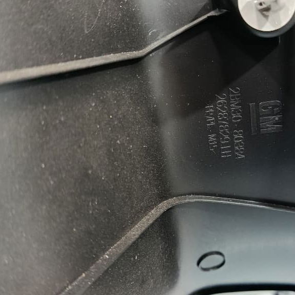 Forro Lateral Porta Malas Esq. Chevrolet Tracker 1.2 2023