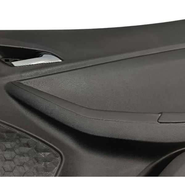 Forro Porta Traseiro Direito Chevrolet Tracker 1.2 2023