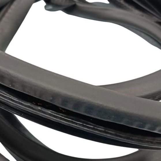 Borracha Porta Traseira Direita Chevrolet Tracker 1.2 2023 Preto