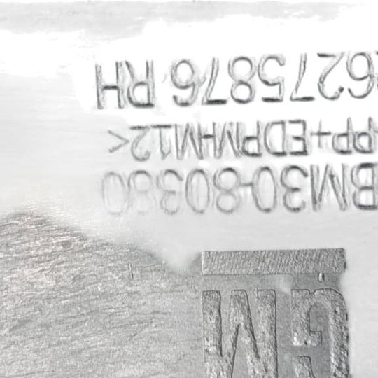 Moldura C/borracha Paralama Tras Dir Tracker 1.2 2023