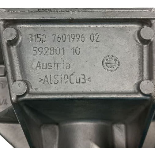 Suporte Do Eixo Direito Bmw X4 F26 N20 28i 2018 Cinza