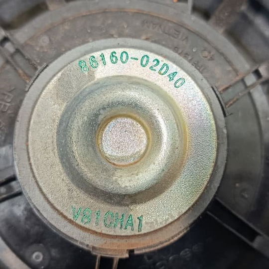 Alto Falante Porta Corolla Cross Hibrida 23/24 Preto