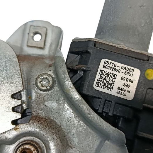 Máquina Vidro Dianteira Direita Corolla Cross Hybrid 23/24