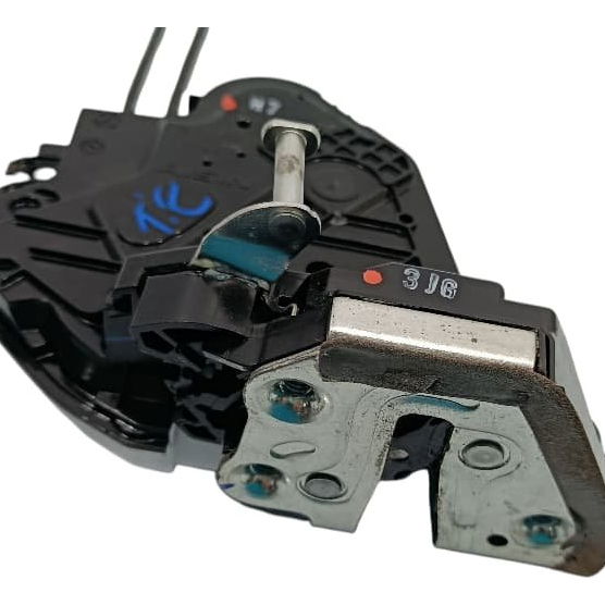 Fechadura Porta Traseira Esquerda Corolla Cross Hybrid 23/24