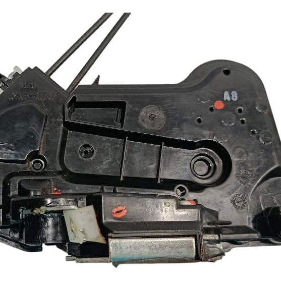 Fechadura Porta Dianteira  Esquerda Corolla Cross Hybrid 23/