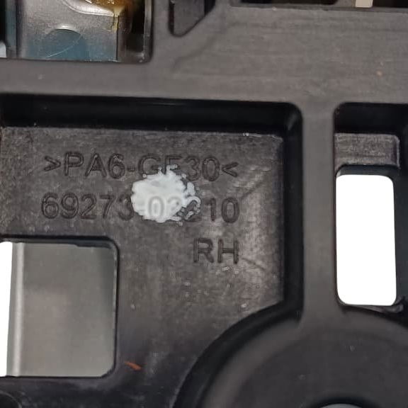 Maçaneta Interna Dianteira Esq. Corolla Cross Hybrid 23/24 Cinza