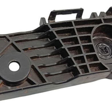 Guia Parachoque Traseiro Esquerdo Corolla Cross Hybrid 23/24