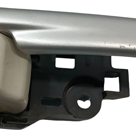 Maçaneta Interna Dianteira Dir. Corolla Cross Hybrid 23/24 Prateado