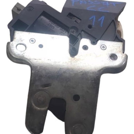 Fechadura Tampa Traseira Porta Malas Passat Cc 2010