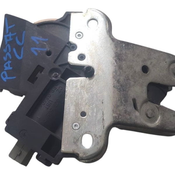 Fechadura Tampa Traseira Porta Malas Passat Cc 2010