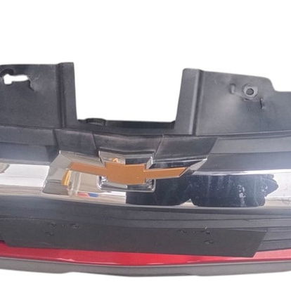 Parachoque Dianteiro Gm Tracker 2023 (detalhes) Vermelho