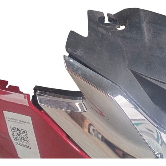 Parachoque Dianteiro Gm Tracker 2023 (detalhes) Vermelho