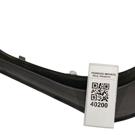 Moldura Esquerda Porta Malas Bmw 320 2021