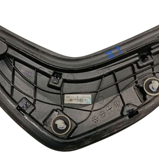 Acabamento Moldura Coluna Traseira Esquerda Bmw 3200 2021