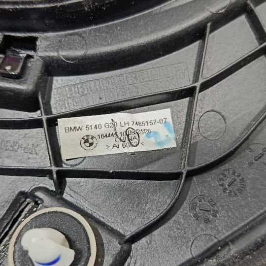 Acabamento Moldura Coluna Traseira Esquerda Bmw 3200 2021