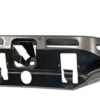 Guia Parachoque Traseiro Direito Bmw 320 2021