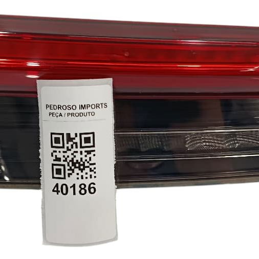 Lanterna Porta Malas Traseira Direita Bmw 320 2021 Vermelho Direito/passageiro