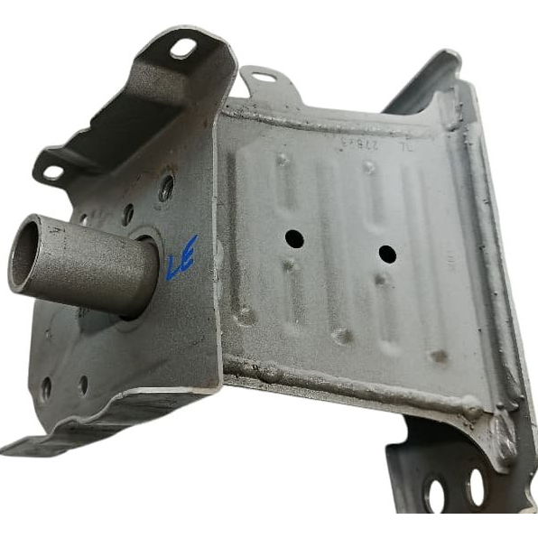 Ponta Longarina Esquerda Corolla Cross Hybrid 23/24